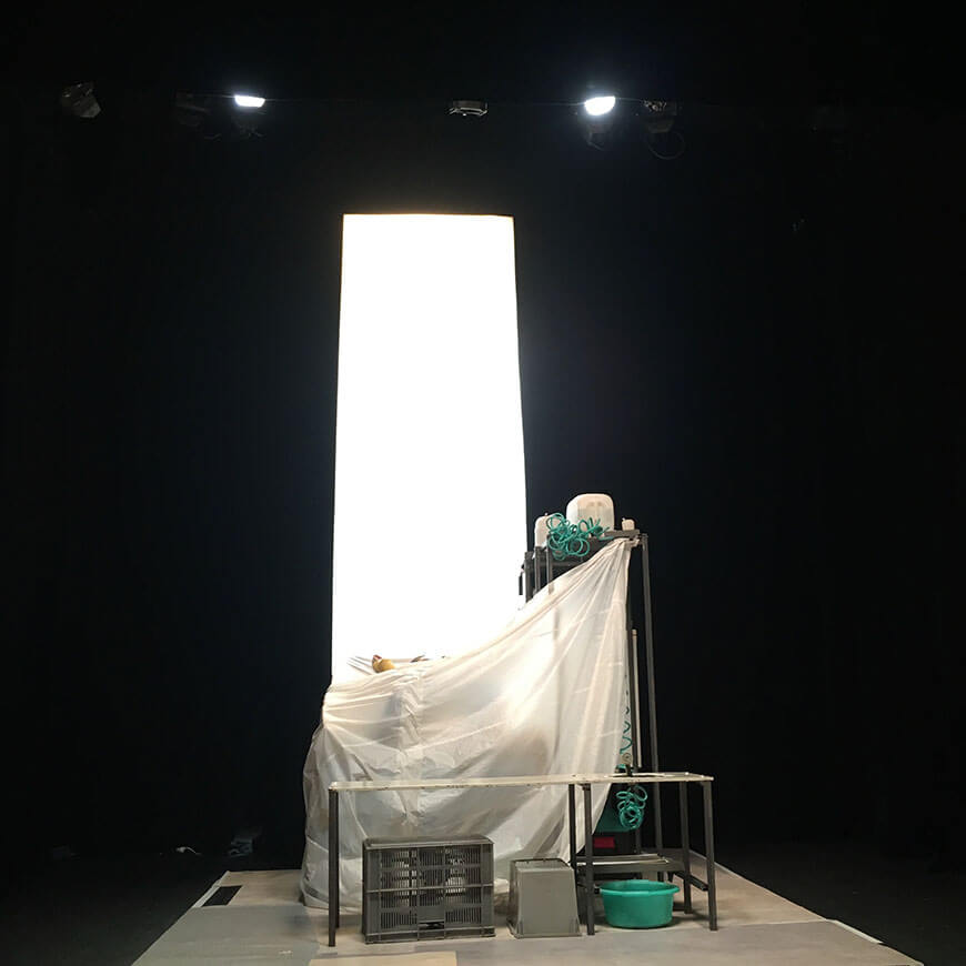Scénographie théâtrale pour la compagnie Théâtre Amok par Menu Détail